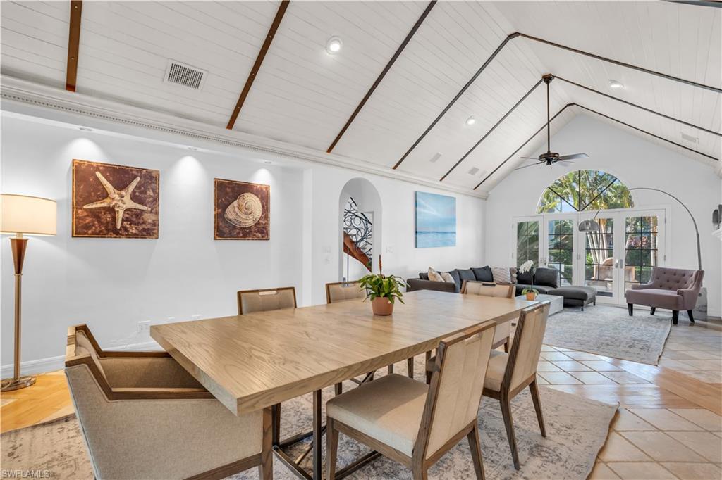 AQUALANE SHORES - Residential