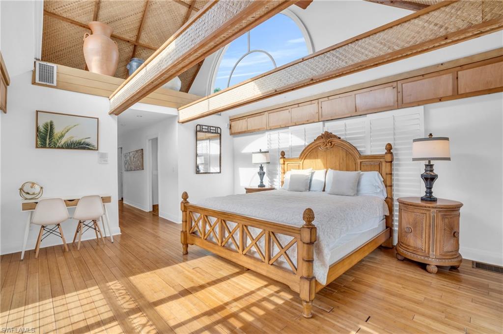 AQUALANE SHORES - Residential