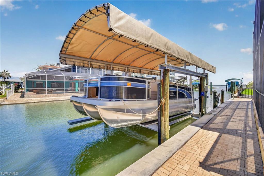 FLAMINGO PARK - Residential