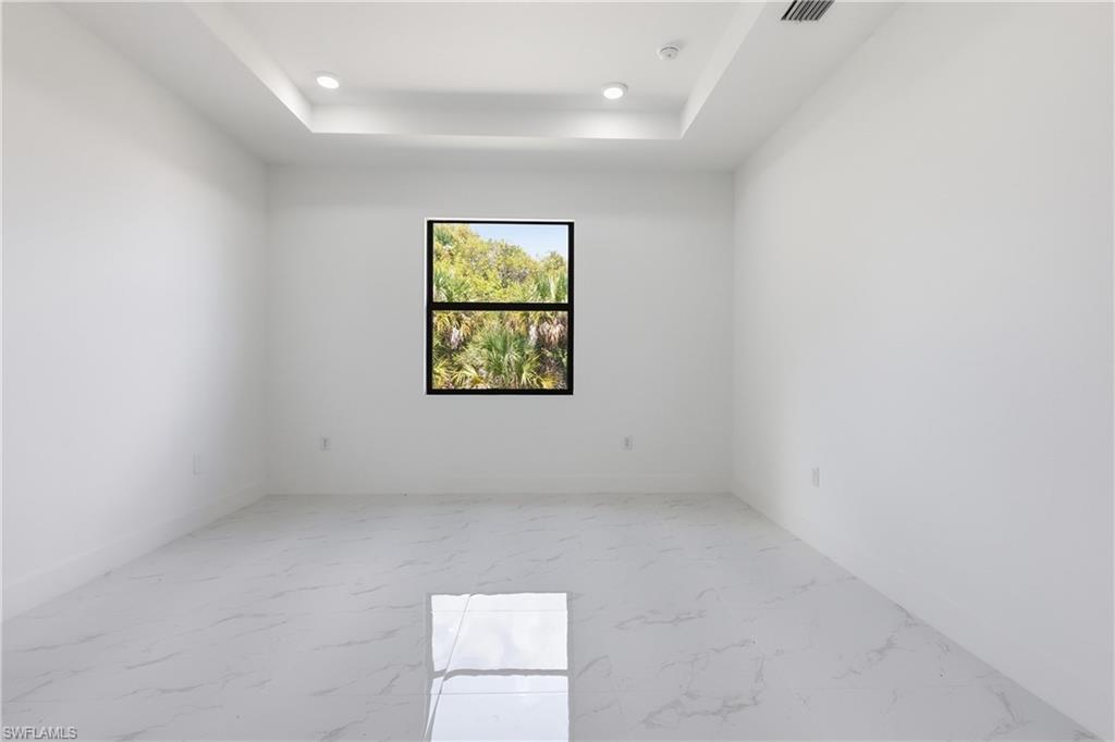 PORT LABELLE - Residential Lease