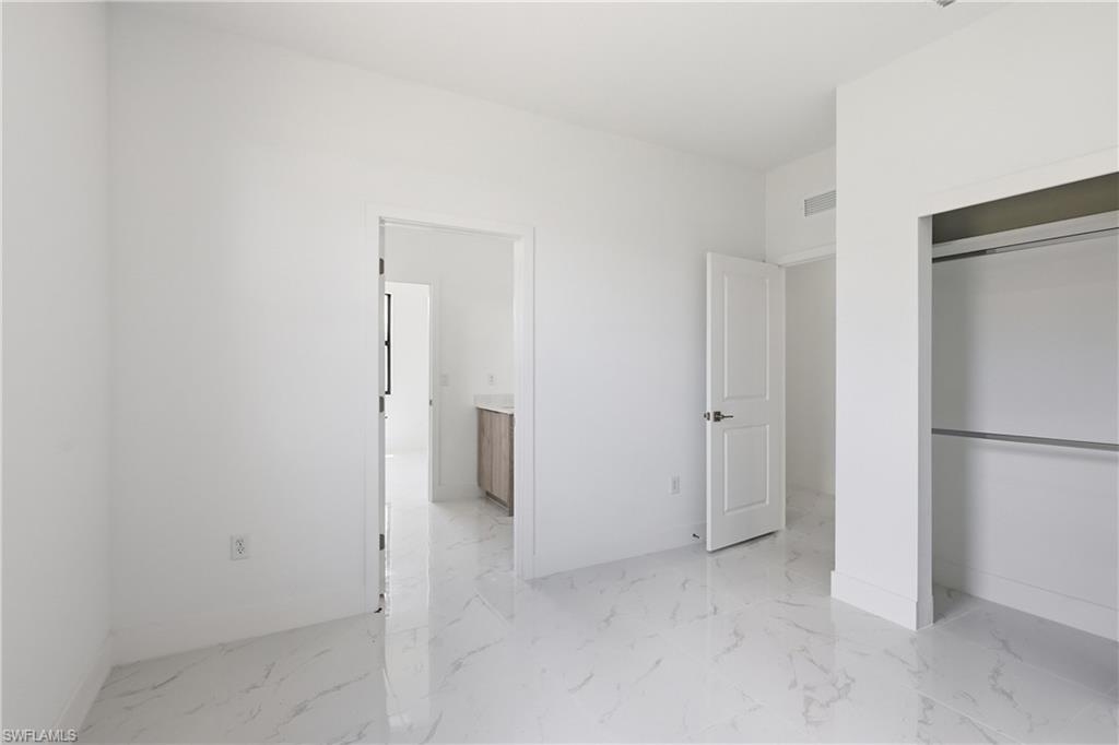 PORT LABELLE - Residential Lease