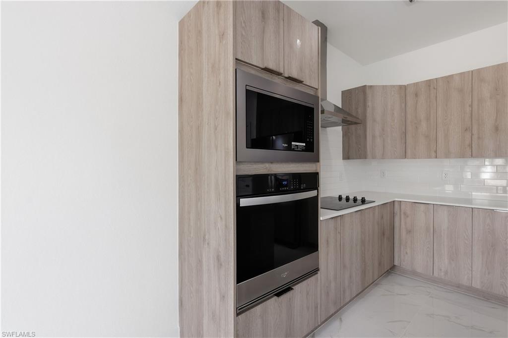 PORT LABELLE - Residential Lease