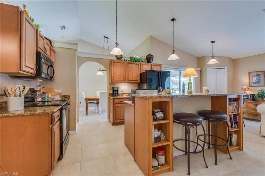 COUNTRY OAKS - Residential