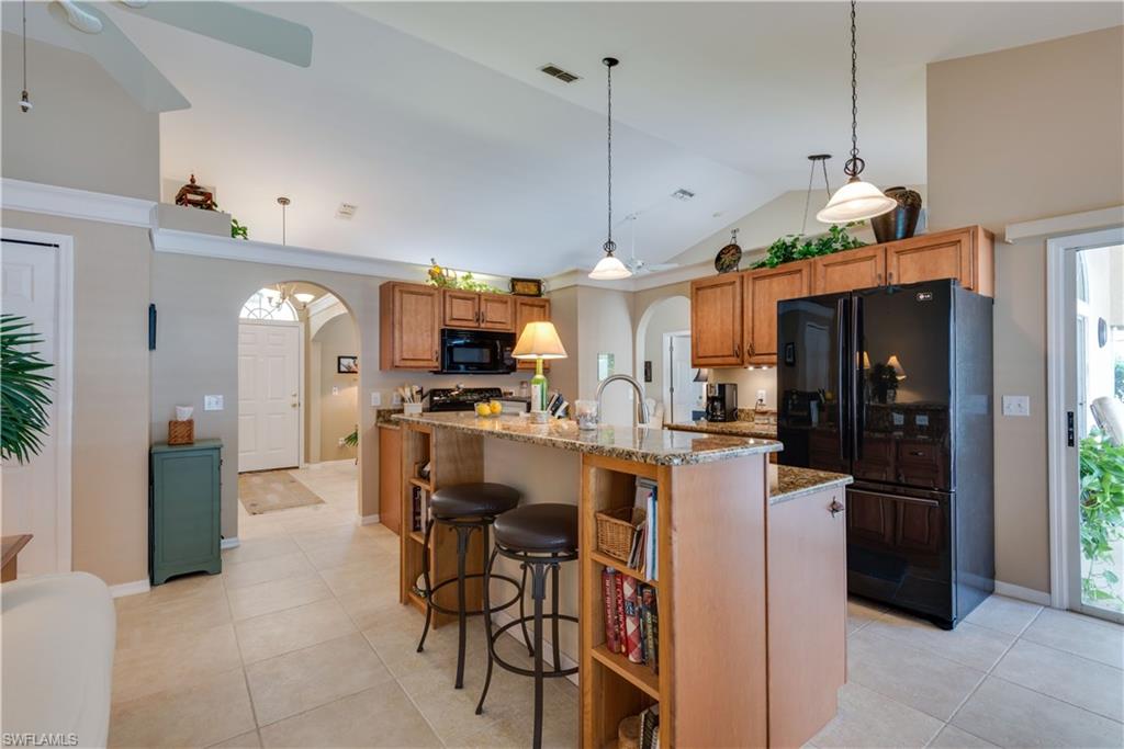 COUNTRY OAKS - Residential