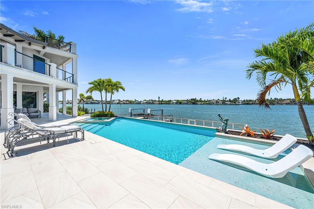 ROYAL HARBOR - Residential