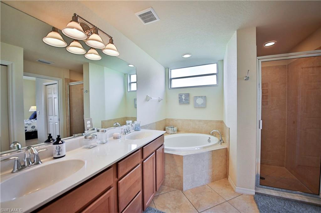 HERITAGE BAY - Residential