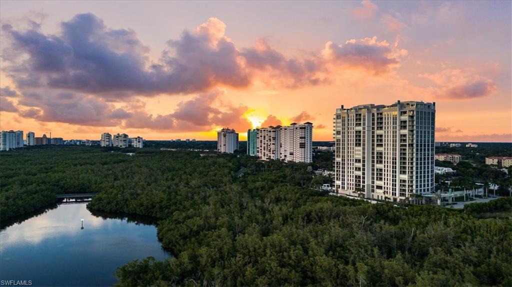 MYSTIQUE - Residential