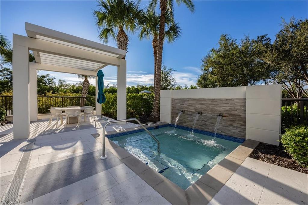 MYSTIQUE - Residential