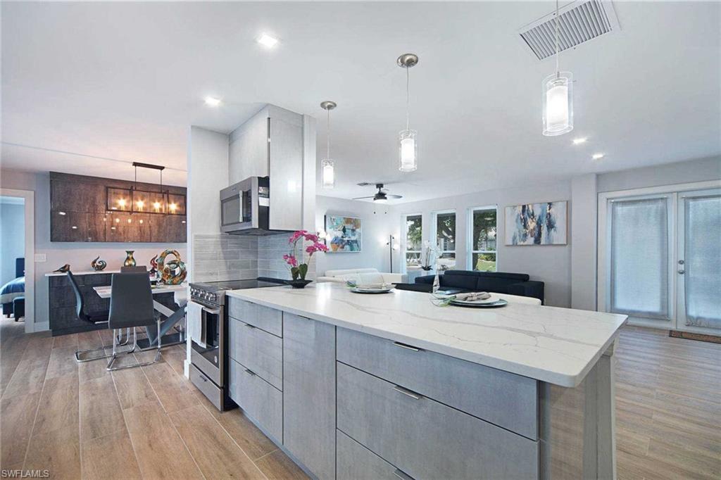 CAPE CORAL - Residential Lease