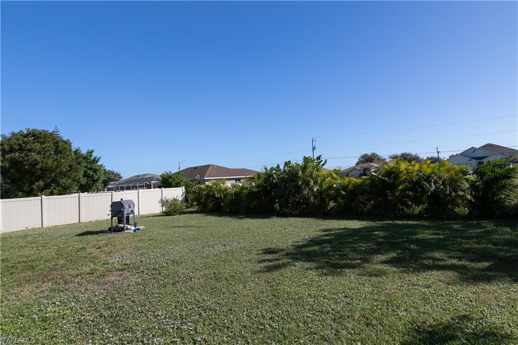CAPE CORAL - Residential