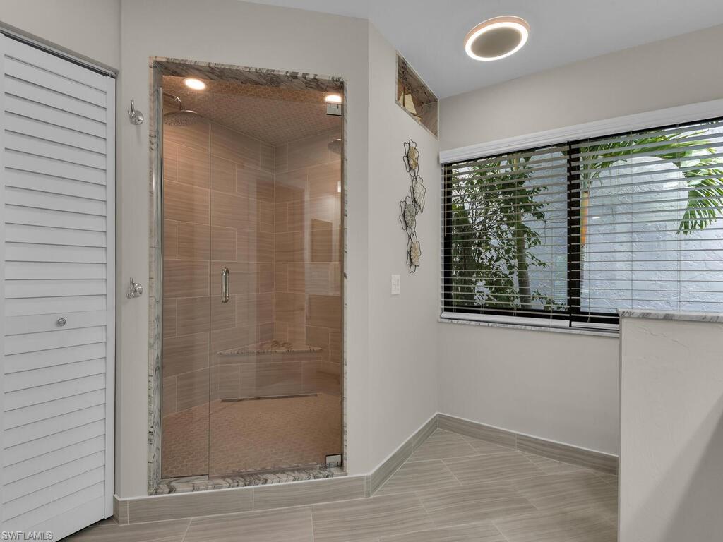 BEACHWALK HOMES - Residential