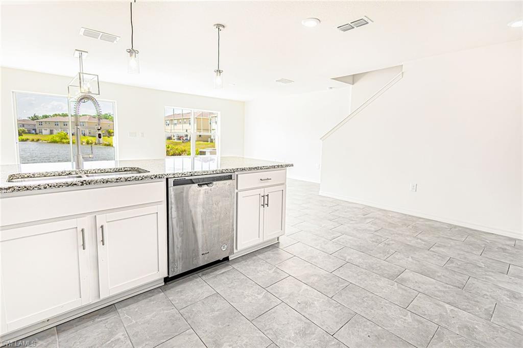 NORTH FORT MYERS - Residential Lease