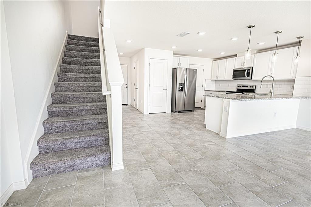 NORTH FORT MYERS - Residential Lease