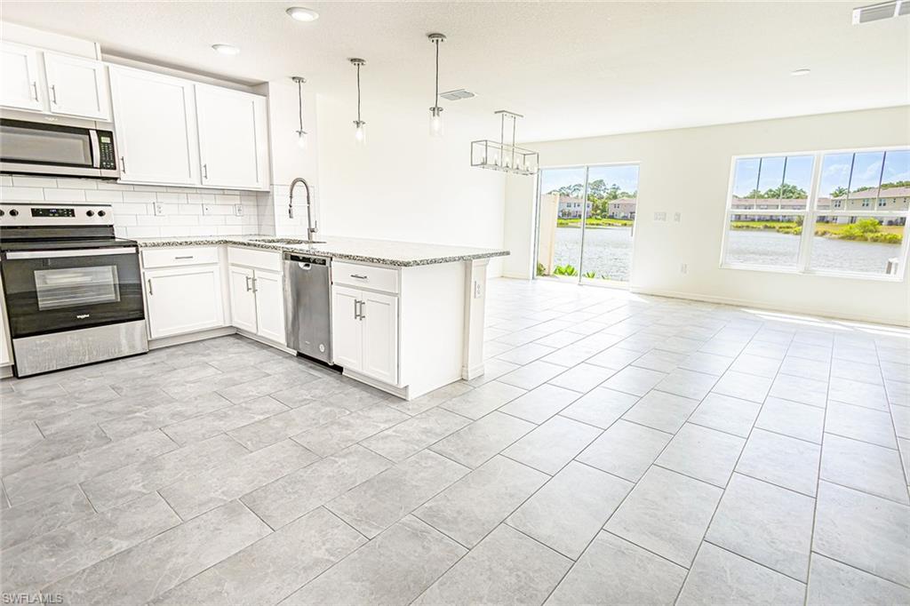NORTH FORT MYERS - Residential Lease
