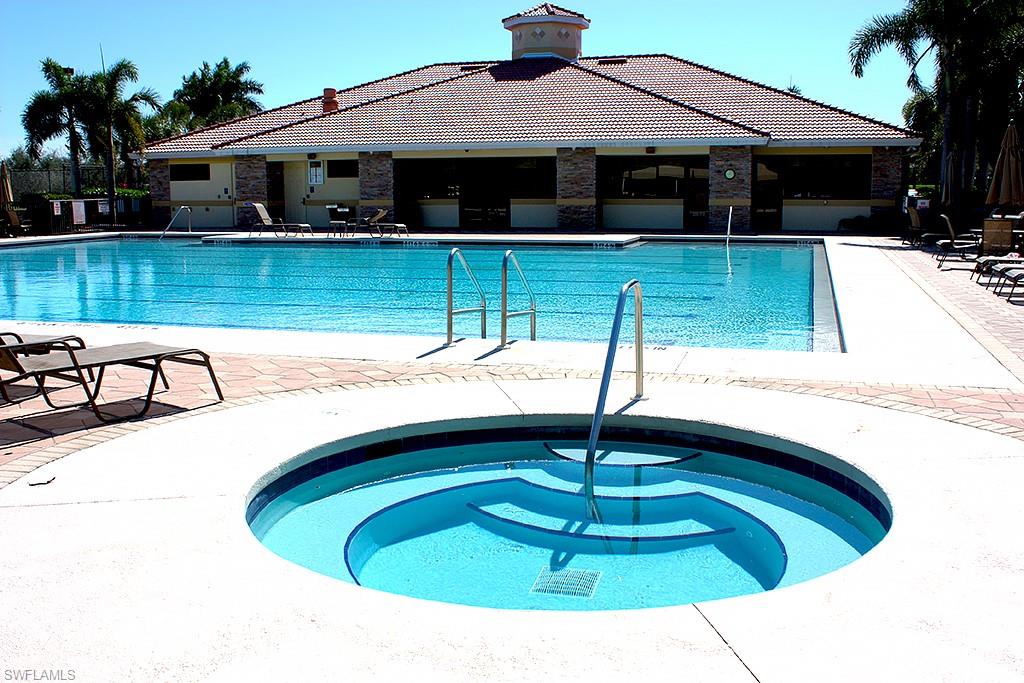 STONEYBROOK - Residential