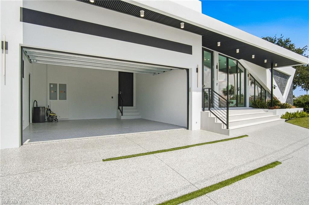 MARCO ISLAND - Residential