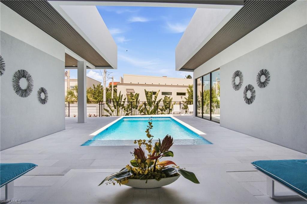 MARCO ISLAND - Residential