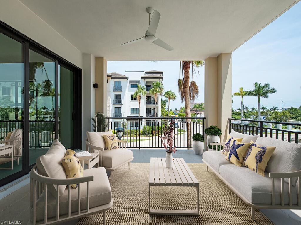 QUATTRO AT NAPLES SQUARE - Residential