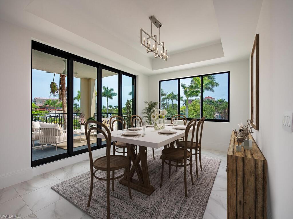 QUATTRO AT NAPLES SQUARE - Residential