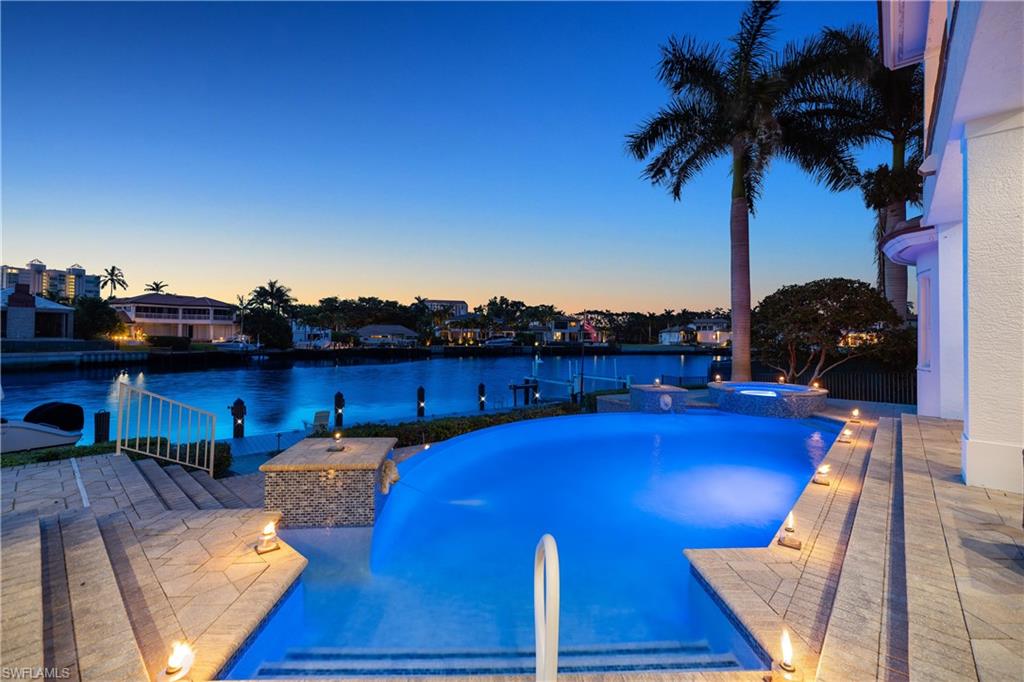 PARK SHORE - Residential
