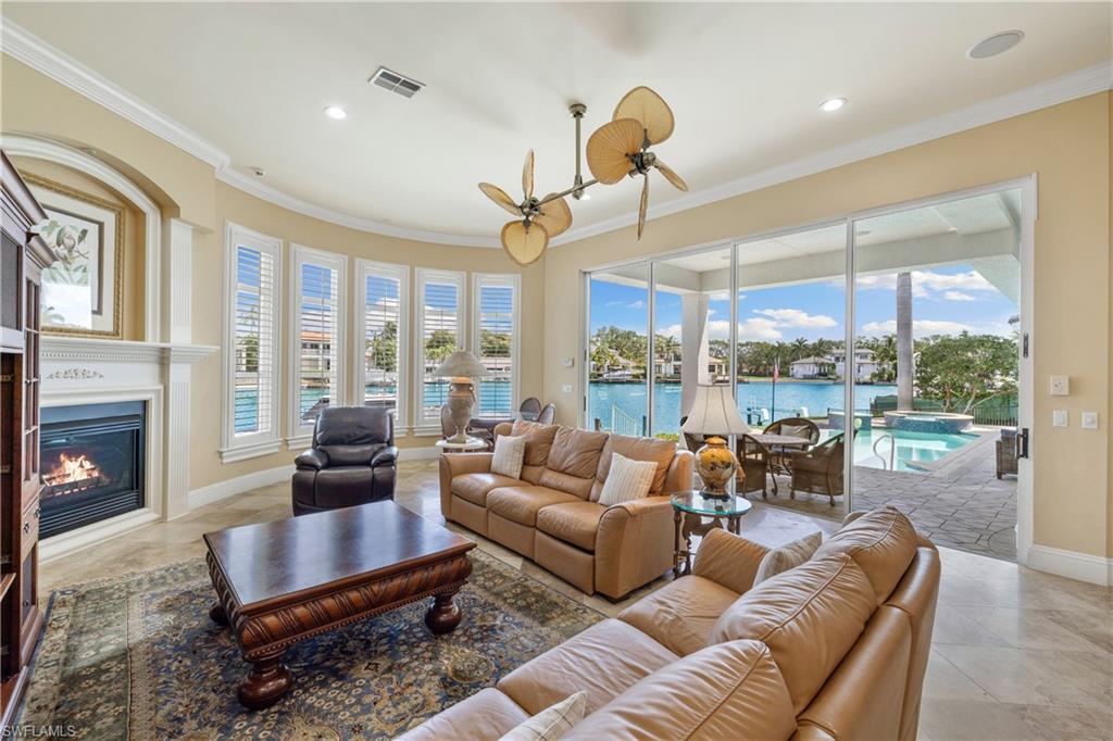 PARK SHORE - Residential