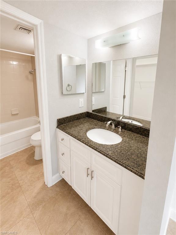 IBIS CLUB INTERNATIONAL - Residential Lease