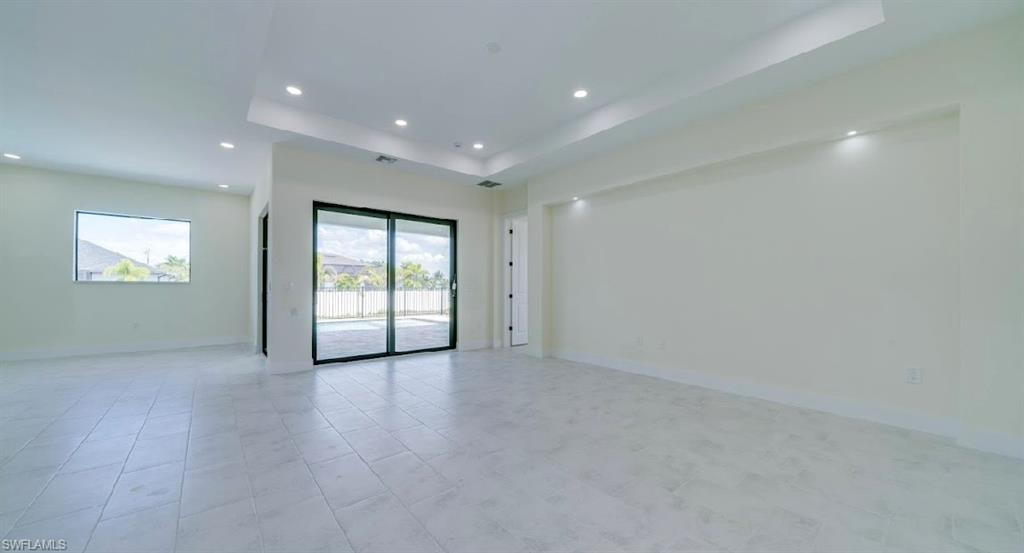 CAPE CORAL - Residential Lease