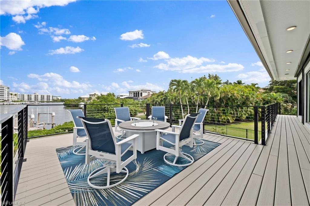 SOUTHPORT ON THE BAY - Residential