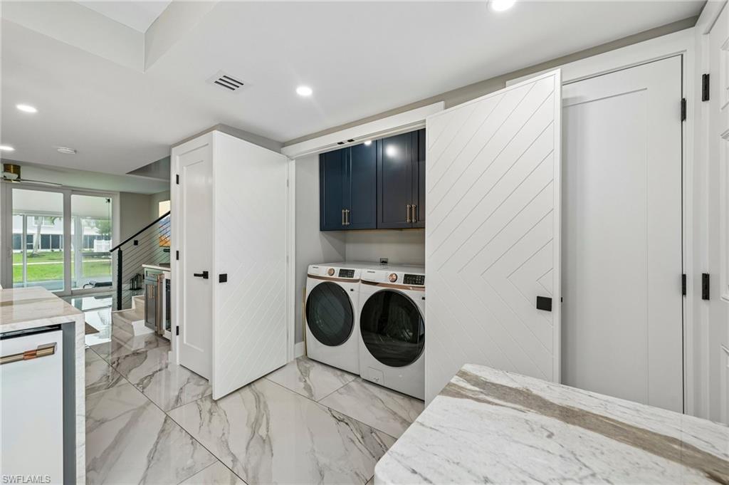 BOARDWALK CAPER - Residential