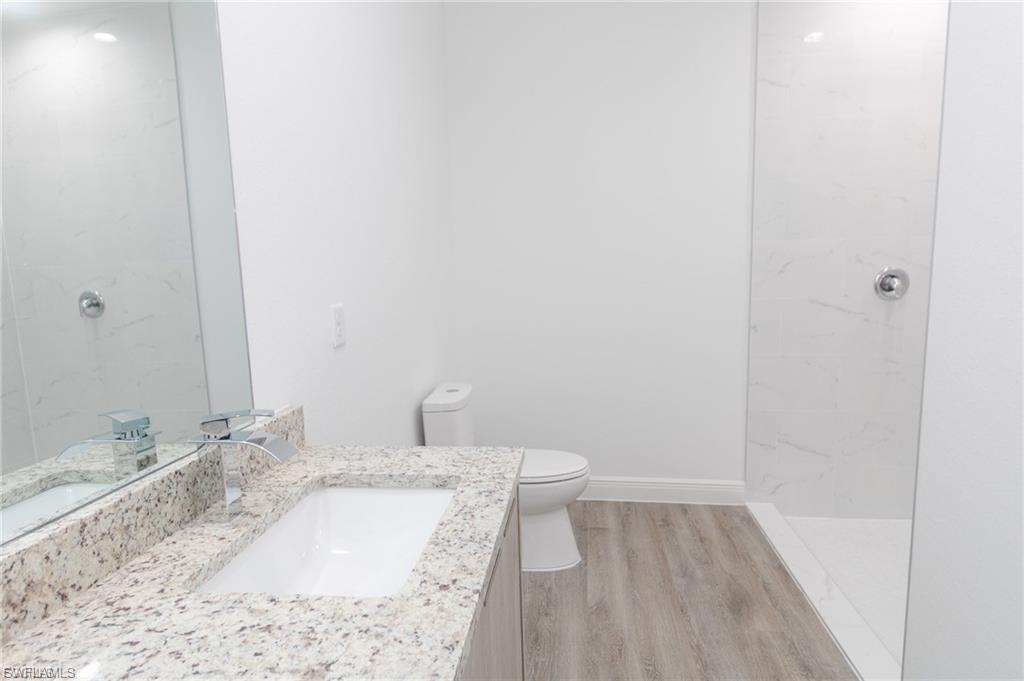 PORT LABELLE - Residential Lease