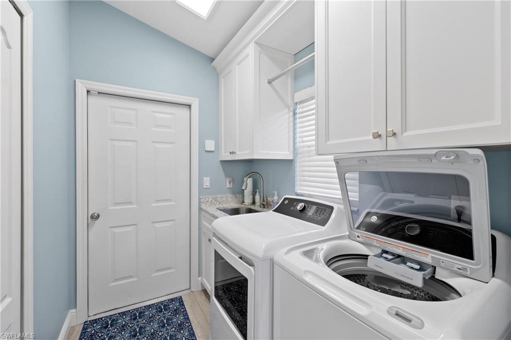 FOXTAIL CREEK - Residential