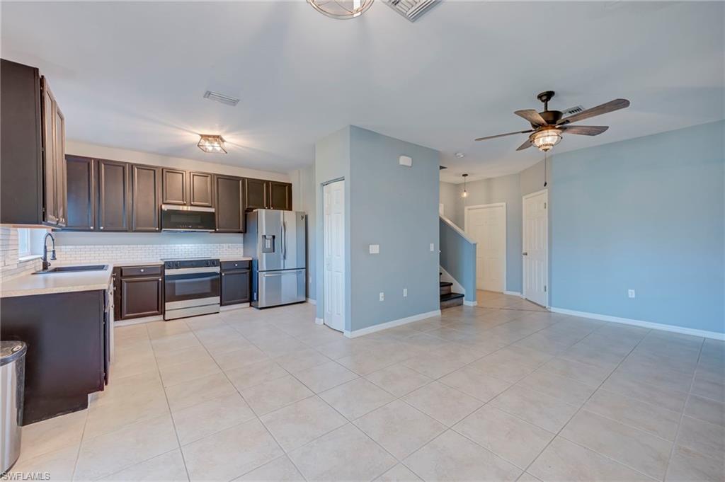 TOWNHOMES OF SAN SIMEON - Residential Lease