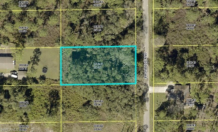 1/2 ACRE Homesite Lot - Ready for your DREAM HOME!! This lot is located on a dead end street so minimal traffic and privacy!! Western Exposure!! Will not last long at this price