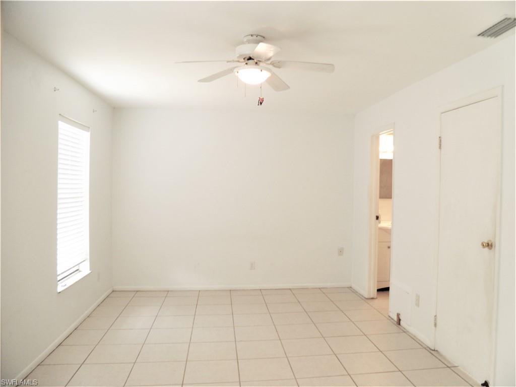 SANDY HOLLOW - Residential