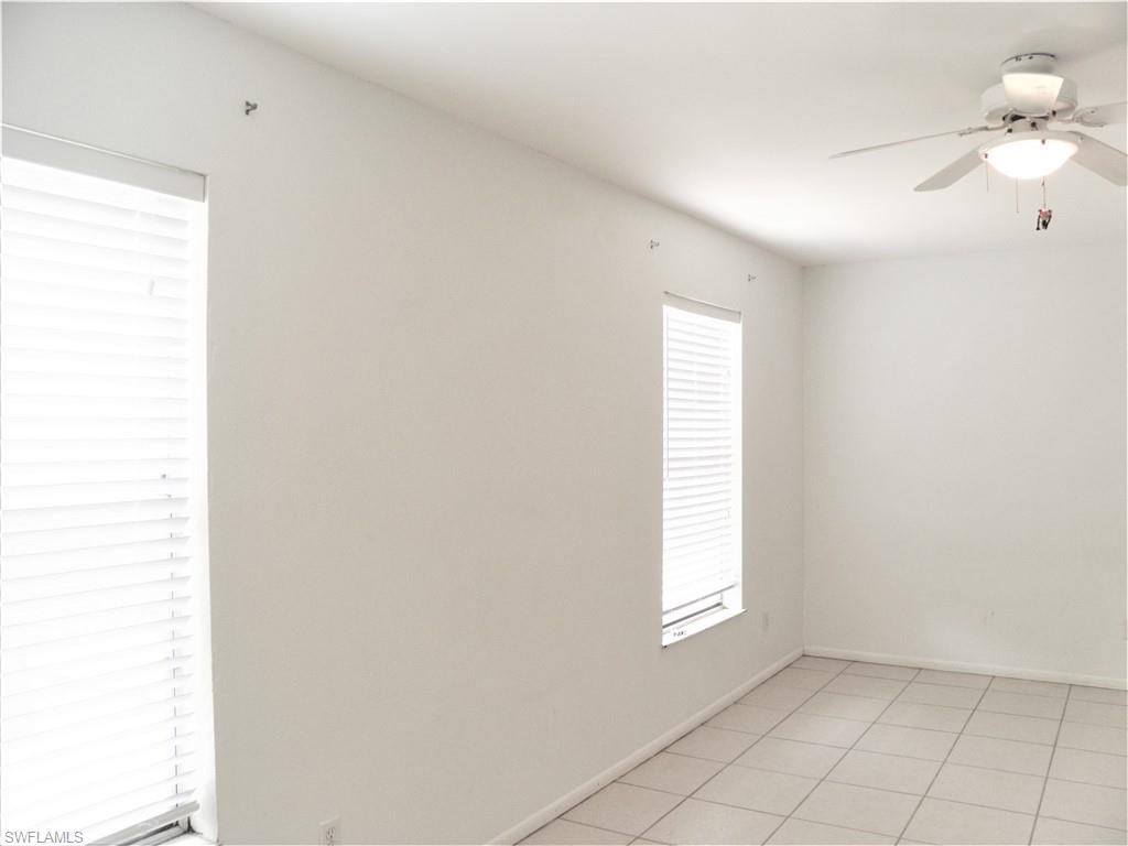 SANDY HOLLOW - Residential