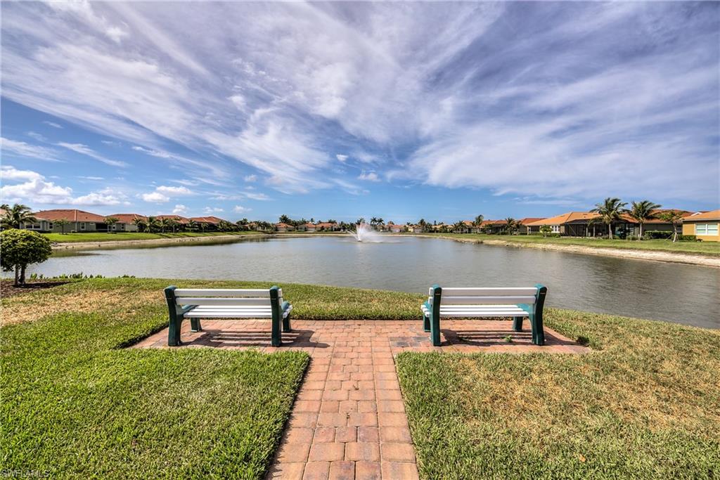SUNSET POINTE - Residential