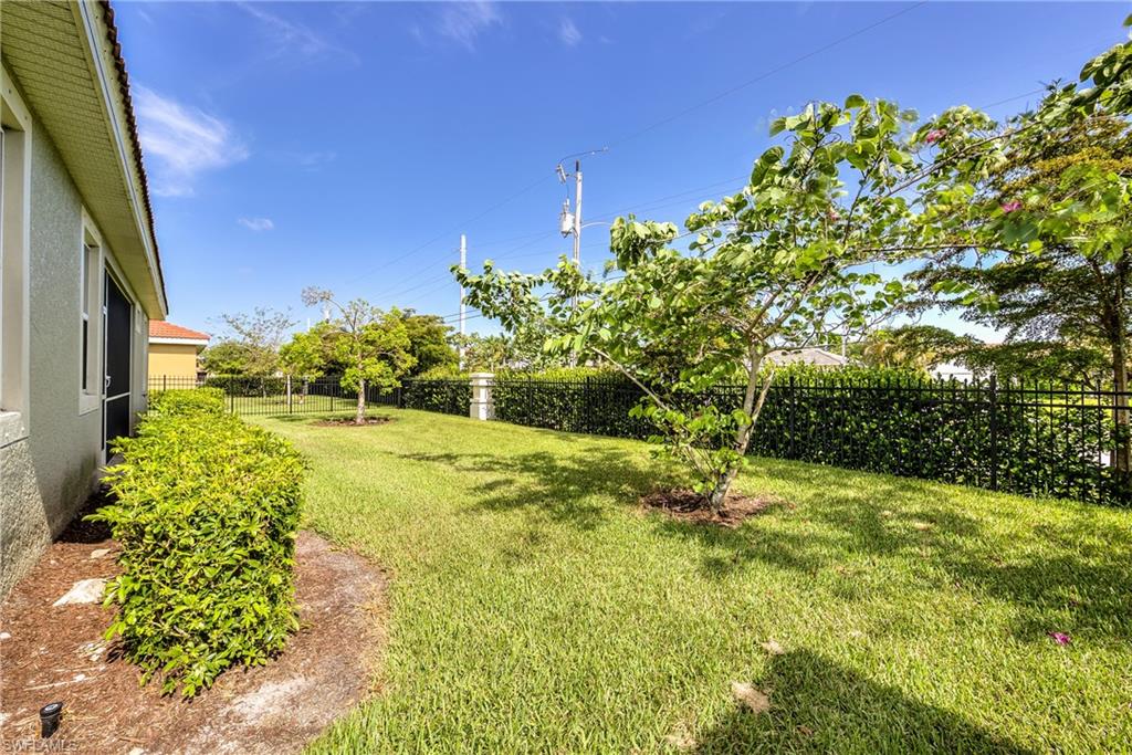 SUNSET POINTE - Residential