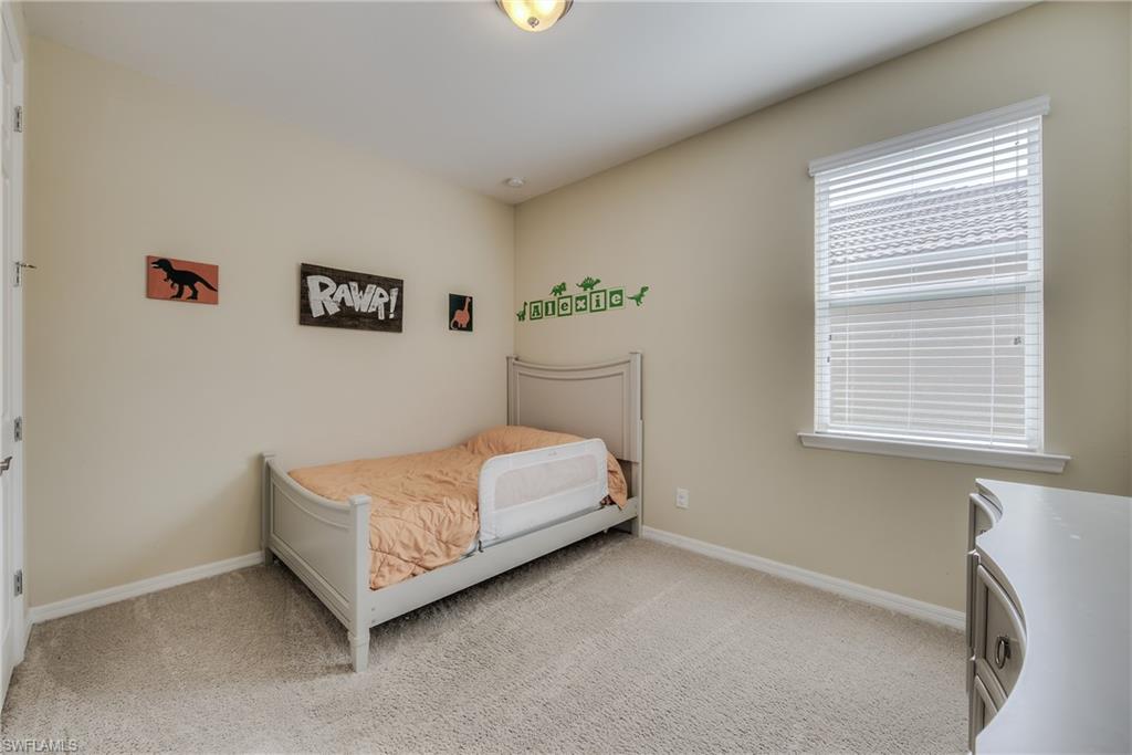 SUNSET POINTE - Residential