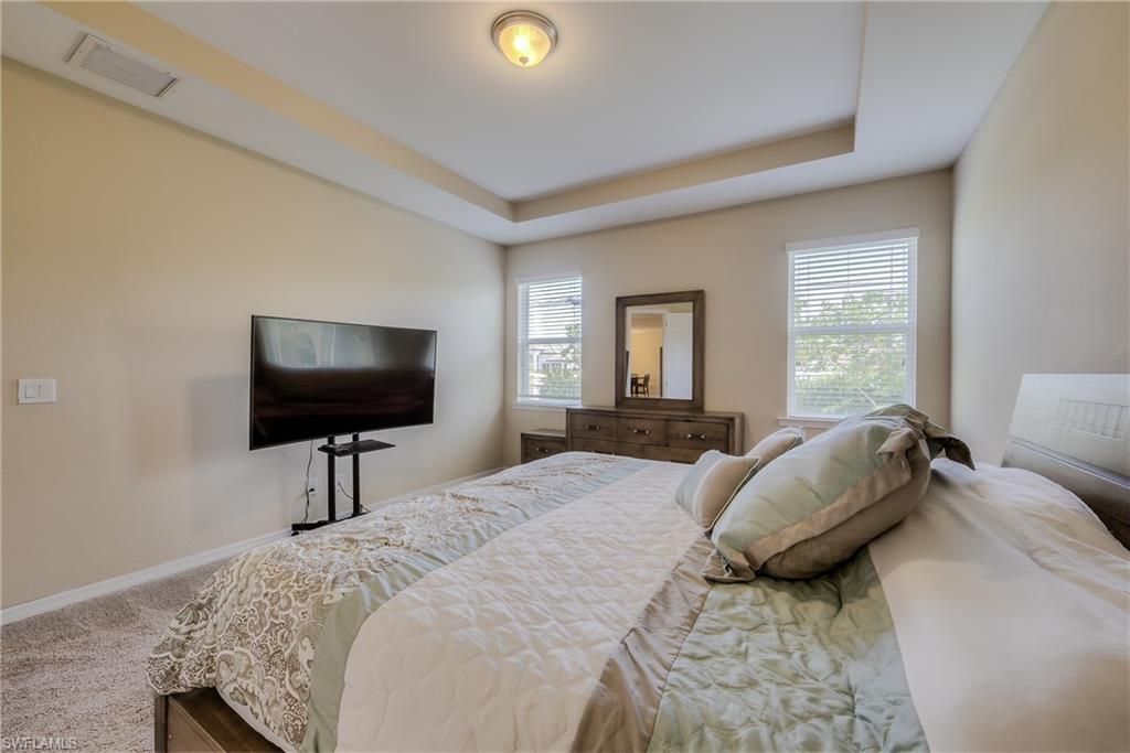 SUNSET POINTE - Residential