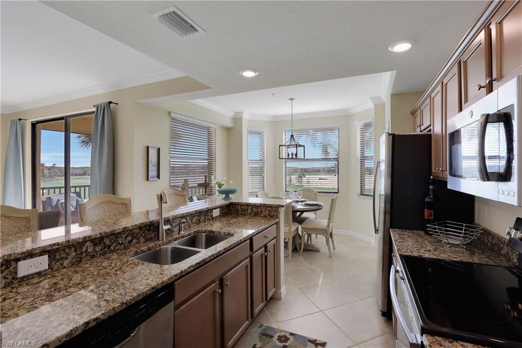 BONITA NATIONAL GOLF AND COUNTRY CLUB - Residential Lease
