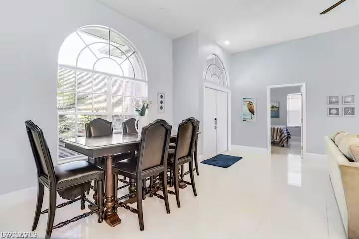 SAN CARLOS PARK - Residential Lease