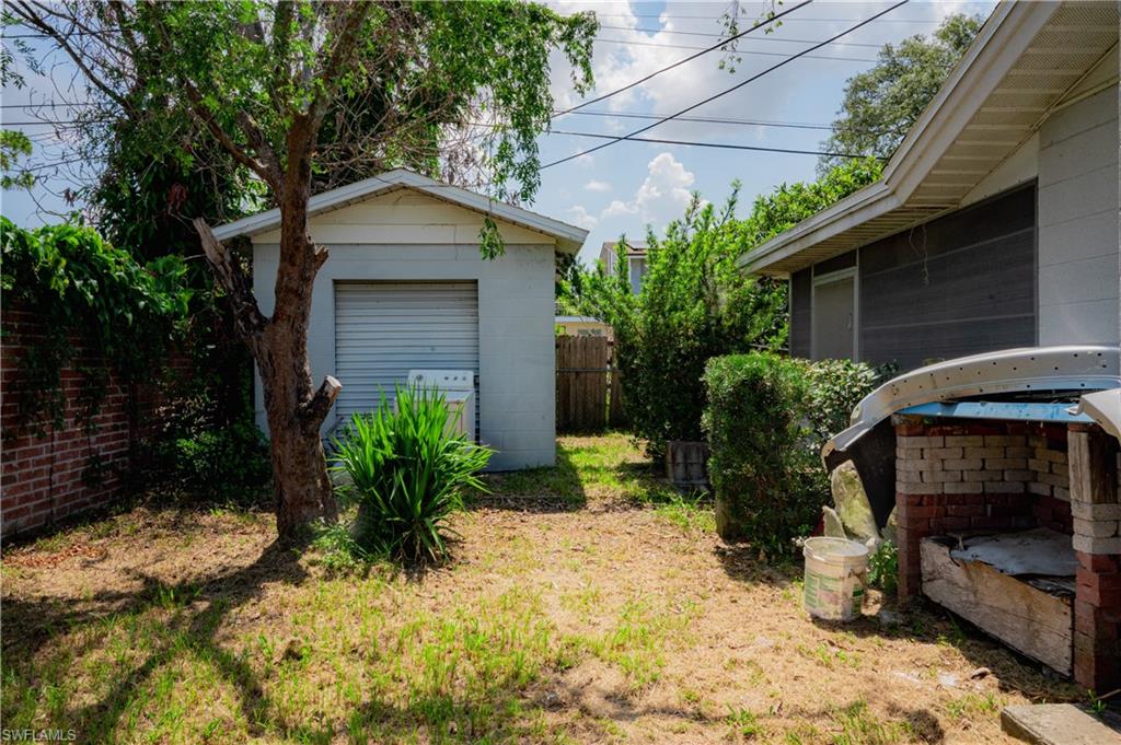 ACREAGE - Residential
