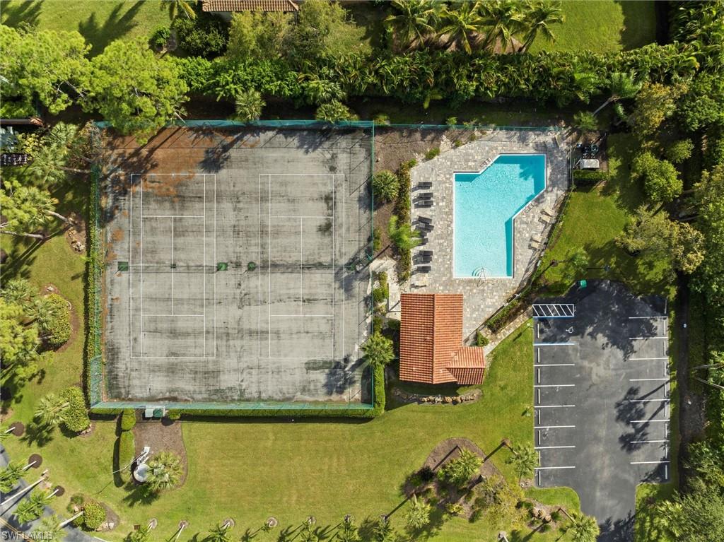 COURTYARDS - Residential
