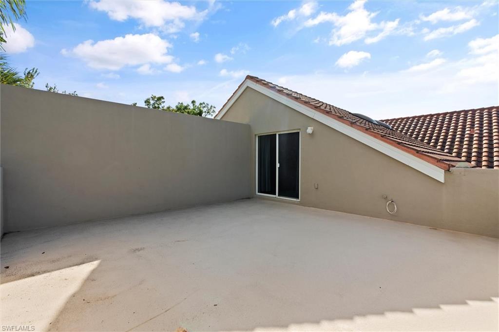 COURTYARDS - Residential