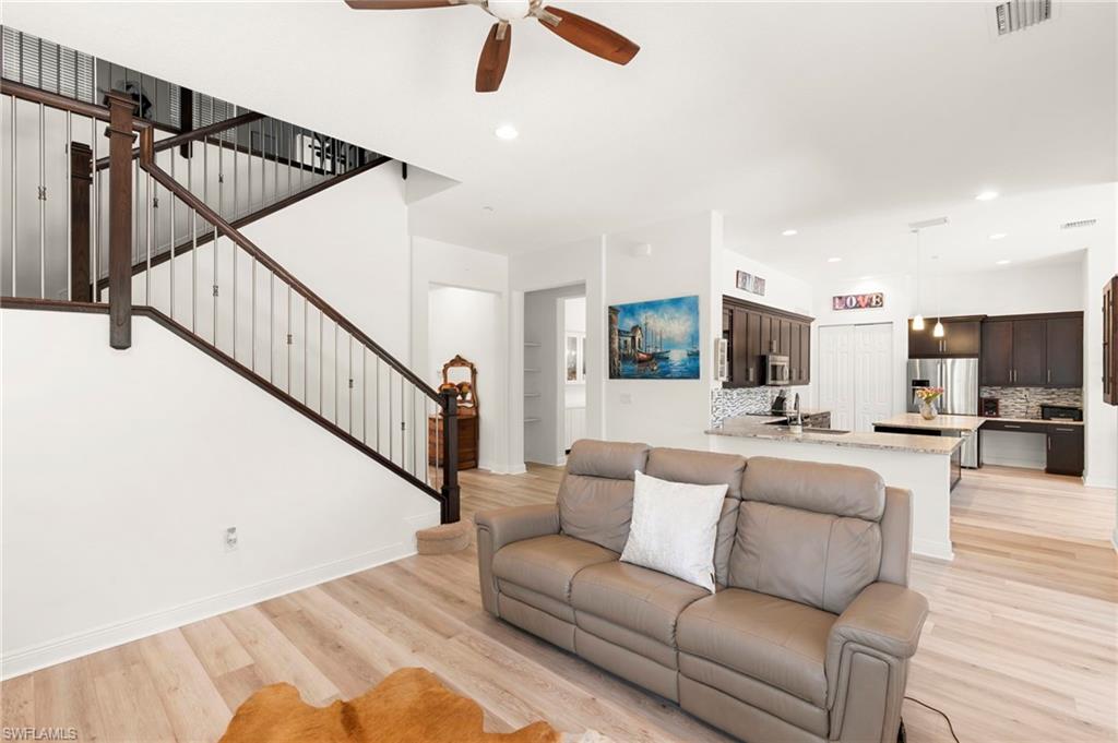 MAPLE RIDGE - Residential