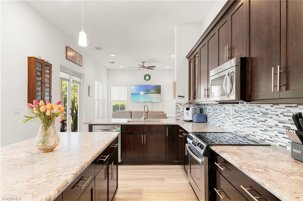 MAPLE RIDGE - Residential
