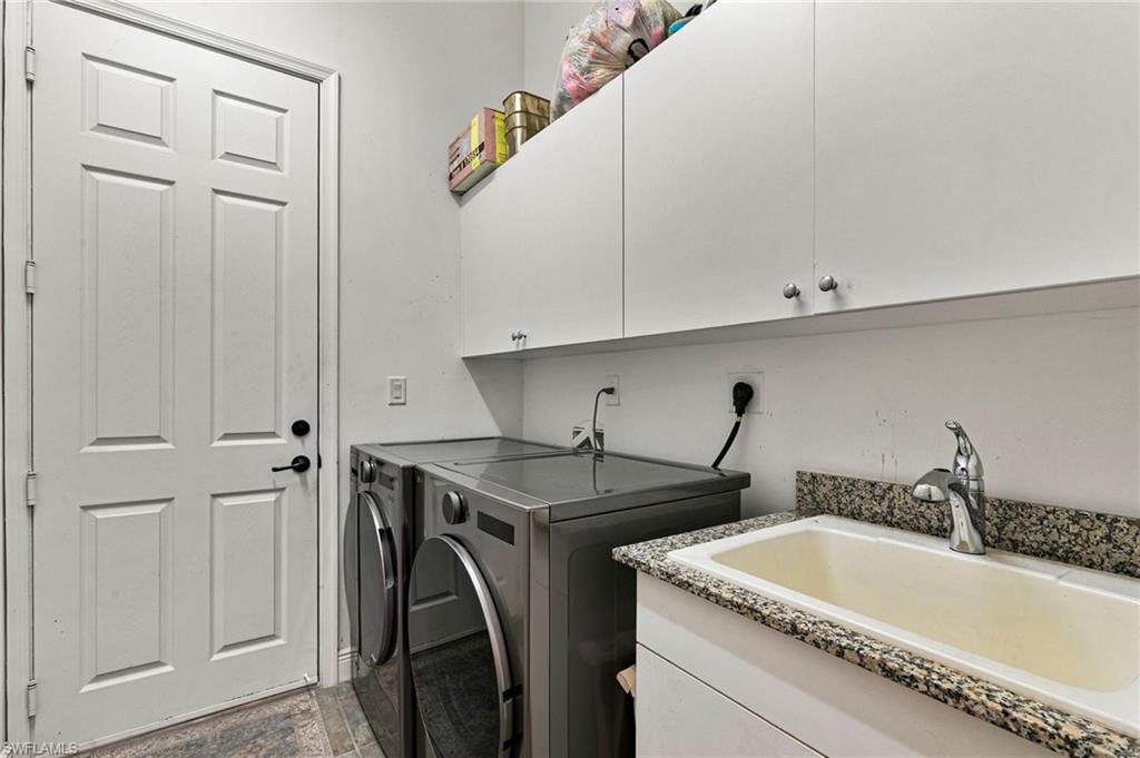 MAPLE RIDGE - Residential