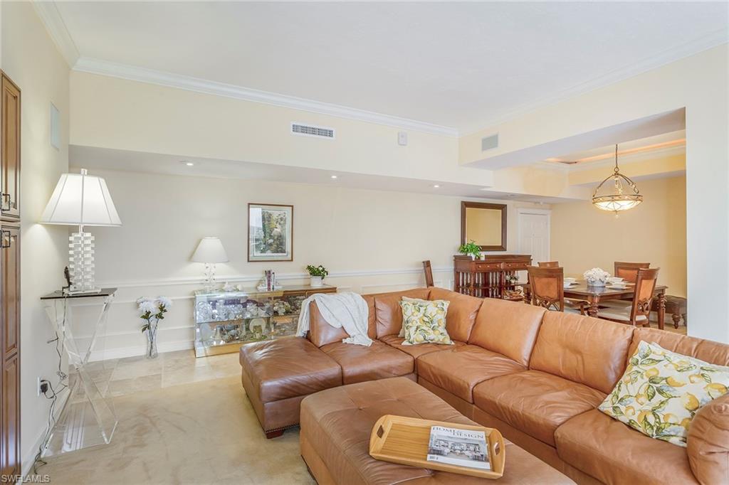 DORCHESTER - Residential
