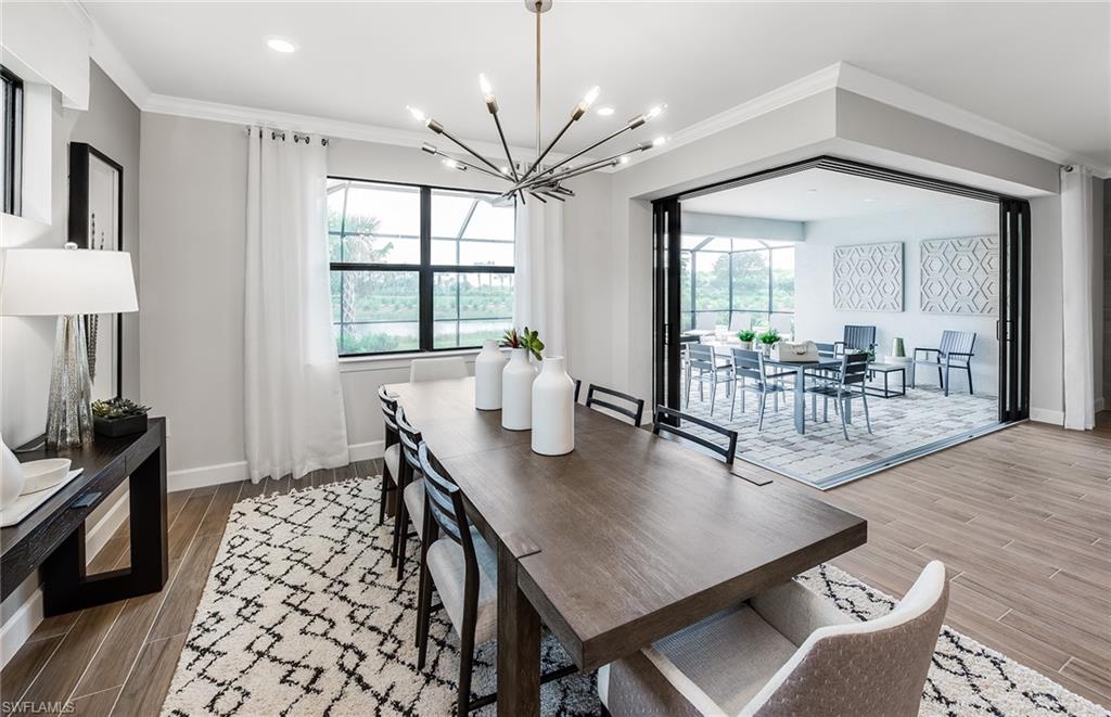 COUNTRY CLUB - Residential