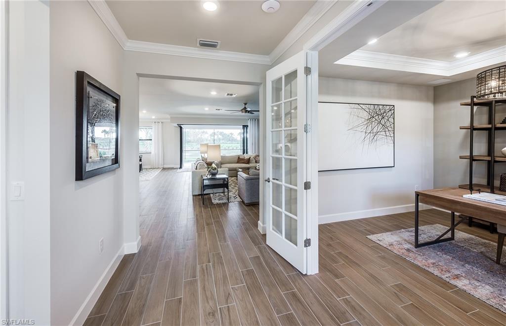 COUNTRY CLUB - Residential
